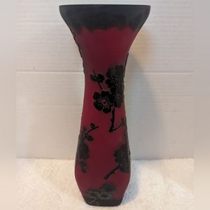Vintage Rare Peking Glass Tall Red/Black Satin Mate Vase.